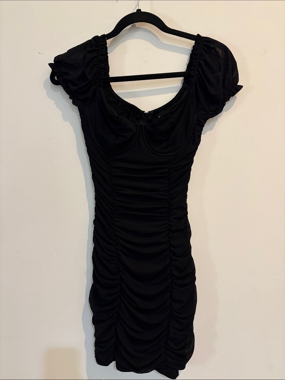 Windsor Black Ruched Puff-Sleeve Mini Dress SMALL